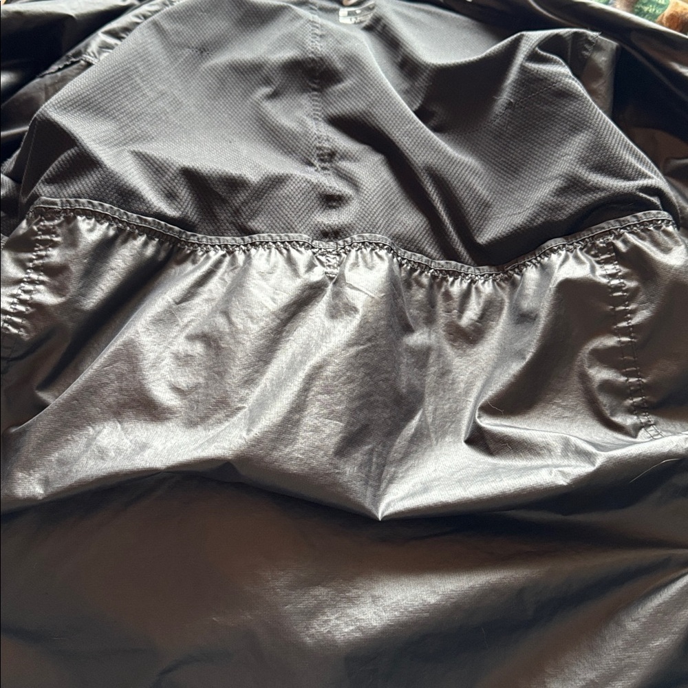 Nike Essential Repel Running Full Zip Lightweight Jacket - Picture 11 of 16